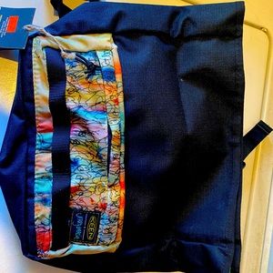 “KEEN” brand -Hip Pack.Jerry Garcia Banyan tree edition New never usedwith tags.